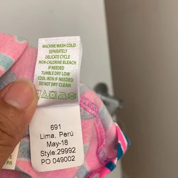 Lilly Pulitzer pink elephant print sleeveless top - Picture 8 of 8